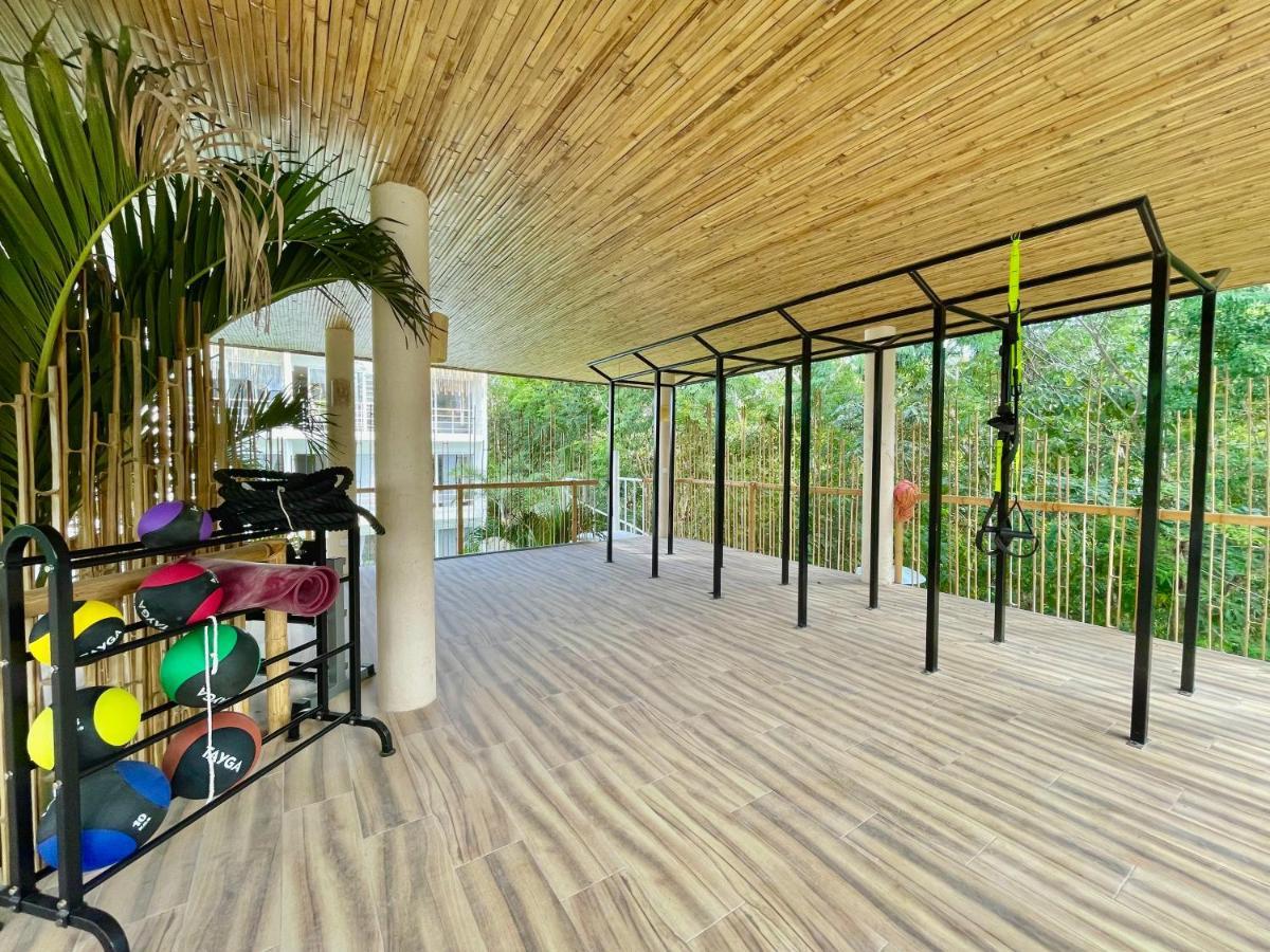 Beautiful Swim-Up Studio With Private Terrace, Pool And Jungle Gym Тулум Экстерьер фото