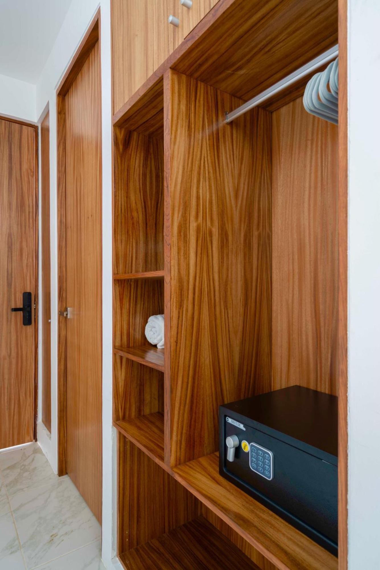 Beautiful Swim-Up Studio With Private Terrace, Pool And Jungle Gym Тулум Экстерьер фото